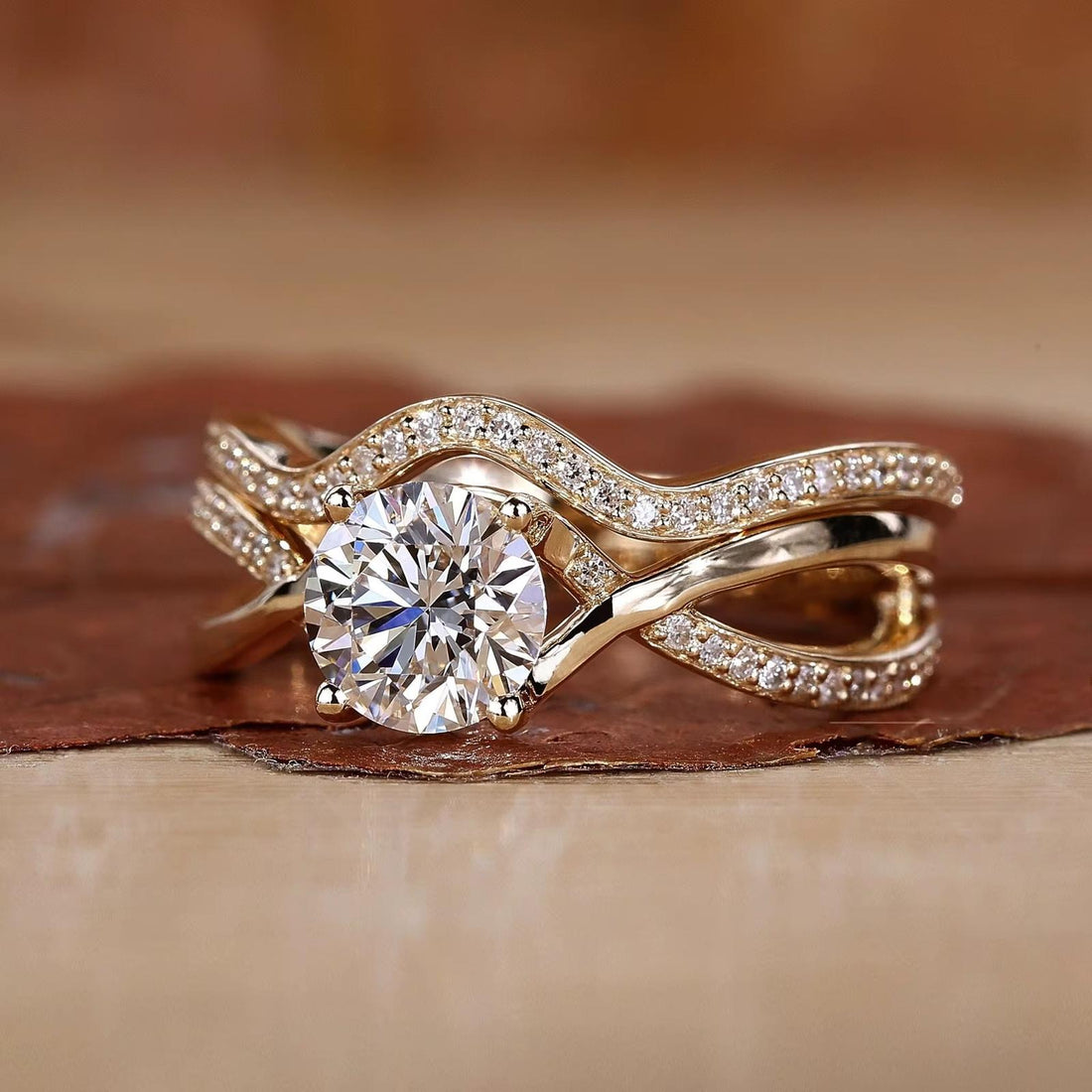 💎 Eternal Wave Diamond Bridal Set – 18K Gold & Lab-Created Diamond