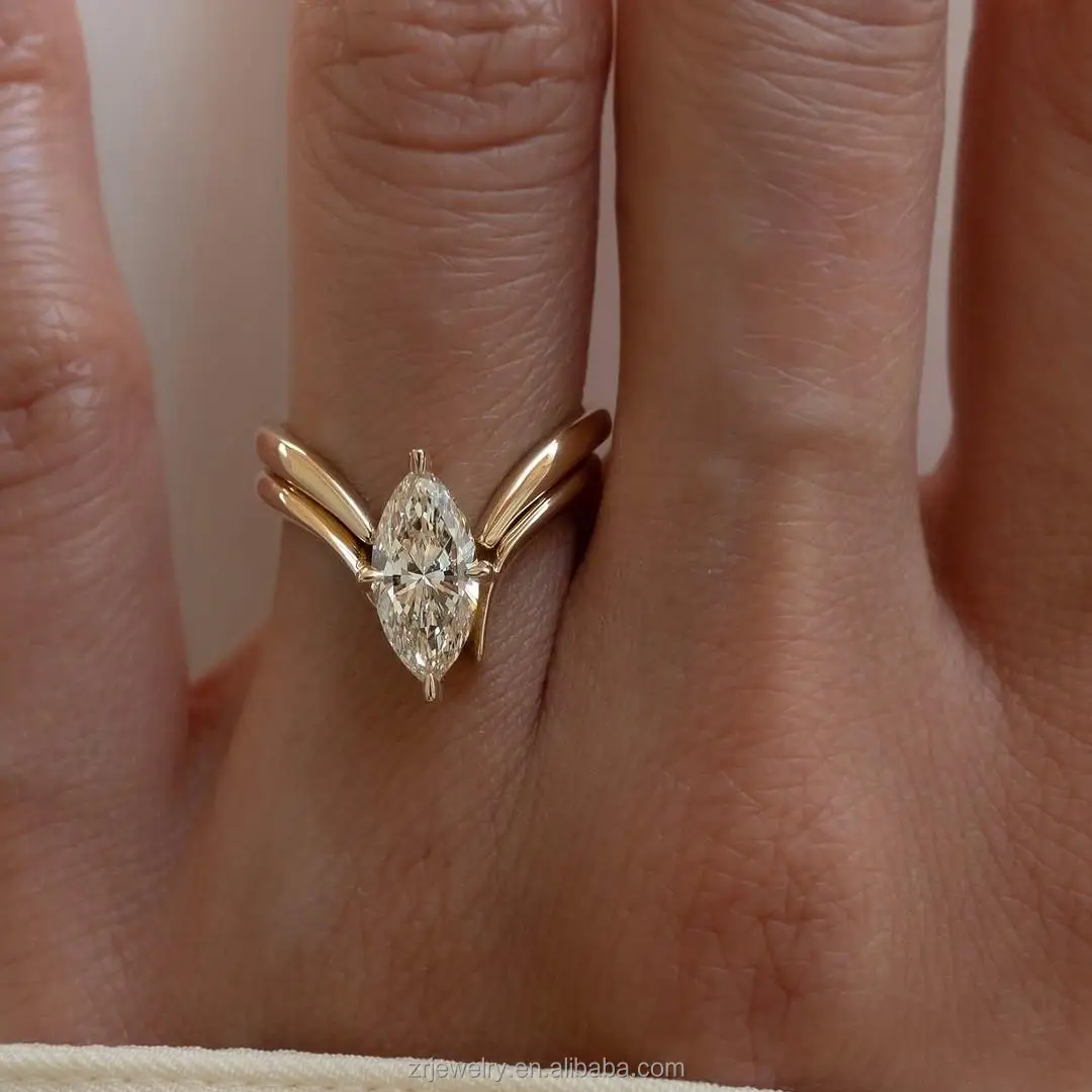 Élan Marquise Ring — Signature Elegance